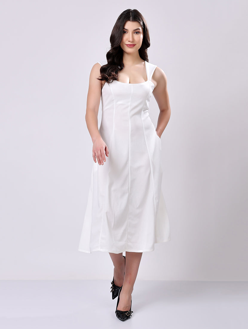 Grace in Motion – Your Go-To White Midi Dress