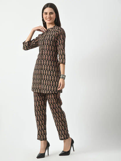 women printed ethnic co-ord set